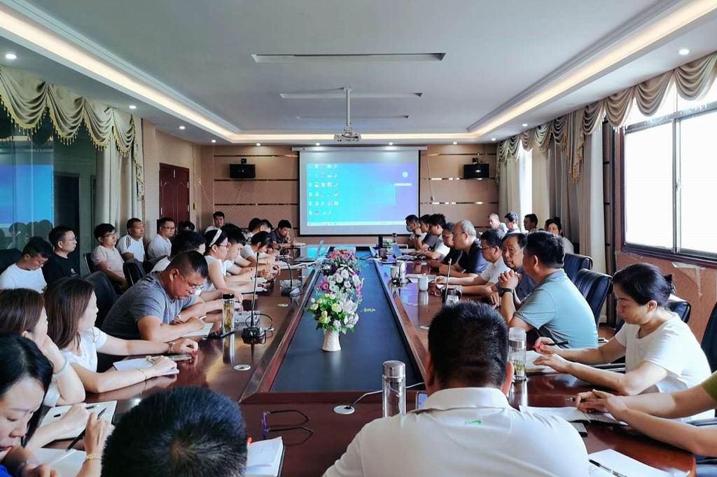 送法进企业,依法解难题—— 西峡县人民法院至我司进行法律知识解读答疑活动